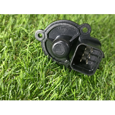 Клапан датчик холостого ходу РХХ  Mitsubishi Space Star 1998-2004, MD614946, MD614743, MD614918, MD614921