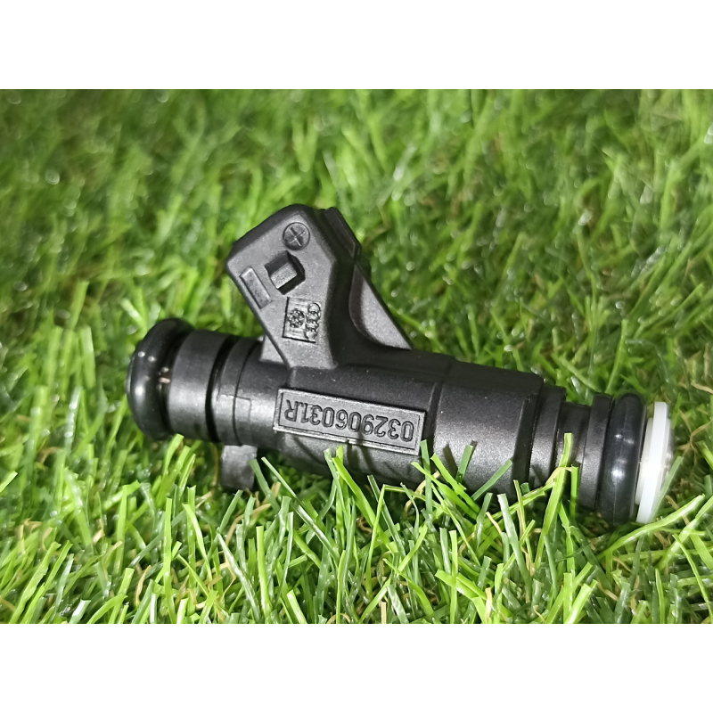 Форсунка паливна 032906031R – VW Golf V 1.6 (2003-2009)