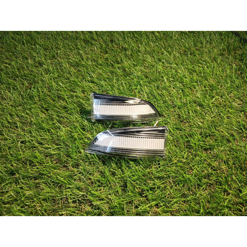 Динамічні покажчики повороту Renault Scenic MK3 (2009-2016)