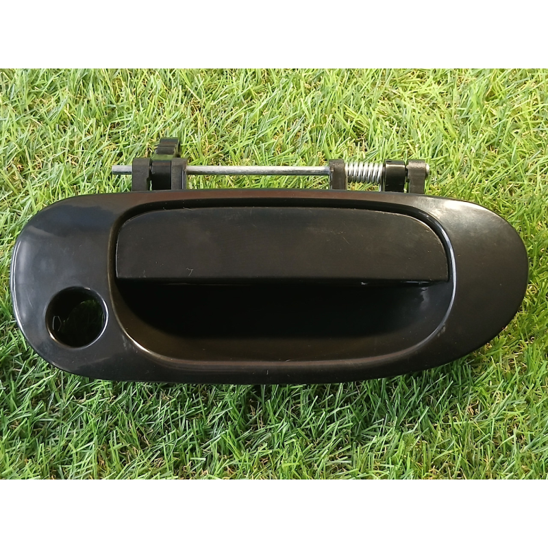 Mitsubishi Ручка дверей передня права MB927767, MR915181, MR913467 9998622, Carisma 96-04 Mitsubishi Ручка дверей передня права MB927767, MR915181, MR913467 9998622, Carisma 96-04